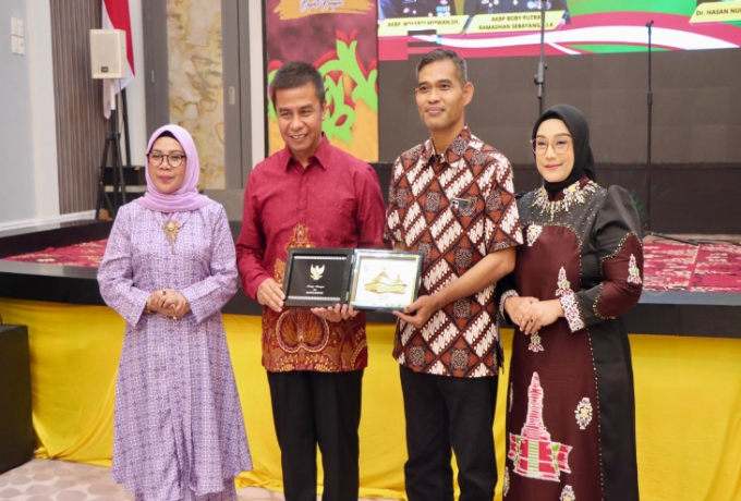 Bupati Kampar Hadiri Acara Kenal Pamit Kapolres Dan Ketua Pengadilan Agama Bangkinang