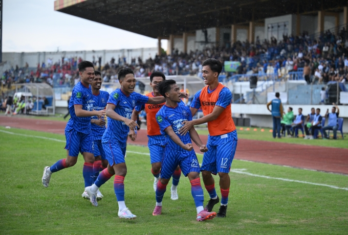 Guyuran Hujan, Guyuran Gol! PSPS Pekanbaru vs PSMS Medan Berakhir Imbang 3-3