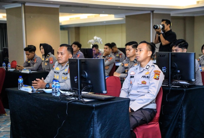 Personel Bidhumas Polda Riau Ikuti Pelatihan Aplikasi SiPenmas di Jakarta
