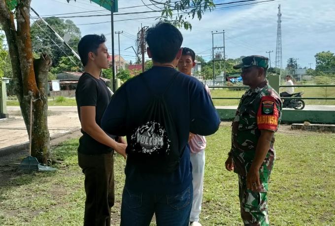 Babinsa Sampaikan Kerugian Dari Salah Gunakan Narkoba Kepada Para Pemuda