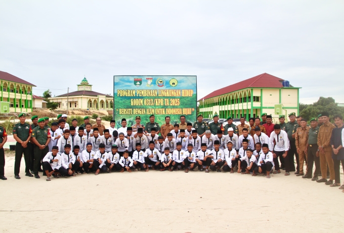 Kodim 0313/KPR Gelar Pembinaan Lingkungan Hidup di Ponpes, Wujudkan Lingkungan Asri dan Berkelanjuta