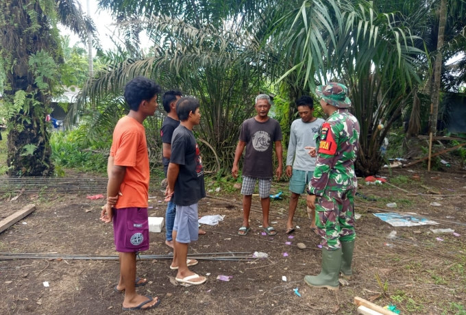 Himbau Temu Cepat Lapor Cepat Terkait Karhutla, Babinsa Komsos ke Warga Desa Binaan