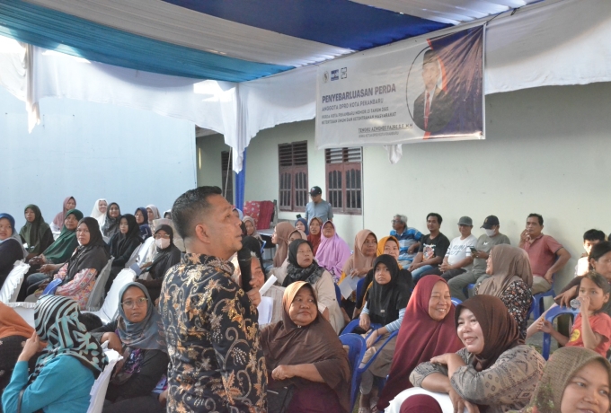 Sosialisasi Perda, Waka DPRD Pekanbaru Ajak Masyarakat Taati dan Ikuti Aturan Pemerintah