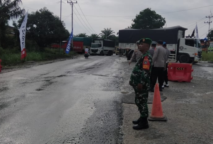 TNI-Polri dan Instansi Terkait Siap Amankan Nataru di Pos Pelayanan Terpadu Batu Besurat  