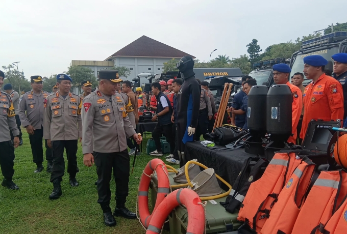 Pintu Air Koto Panjang Dibuka, Kapolda Riau Siagakan Pasukan Antisipasi Banjir