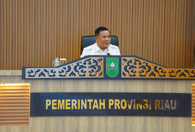 Refleksi Akhir 2025, Plt Gubernur Riau Paparkan Tantangan Fiskal hingga Pengangguran