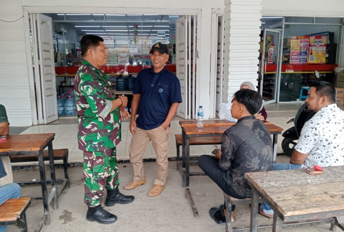 Babinsa Koramil 14/Kepenuhan, Patroli Di Seputaran Wilayah Atau Desa Binaan