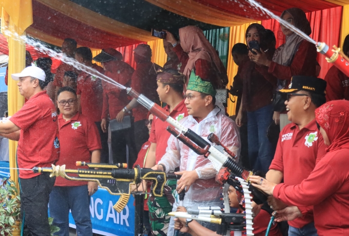 Imlek Penuh Kebersamaan, Ribuan Warga Meriahkan Festival Cian Cui