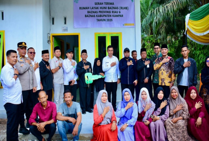 Serahkan Rumah Layak Huni, Ketua Baznas Ucapkan Terimakasih dan Apresiasi Kepada Pemkab Kampar