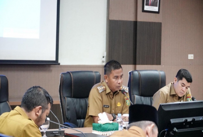 Bupati Kampar Pimpin Rapat Staf Sekaligus Persiapan Awal Hari Jadi Kabupaten Kampar ke-76 Tahun 2026