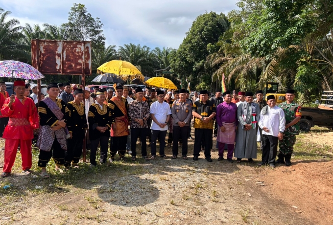 Babinsa Kopka Jupri Hendri Hadiri Acara Halal Bihalal, Pererat Silaturahmi di Desa Gunung Malelo