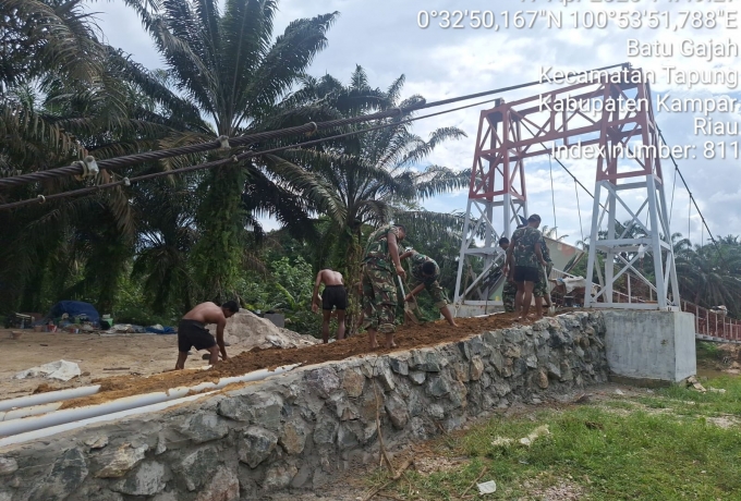 Jembatan Garuda Terjang Jarak 100 KM, Prajurit Kodim 0313/KPR Tak Kenal Lelah Memikul Asa Warga