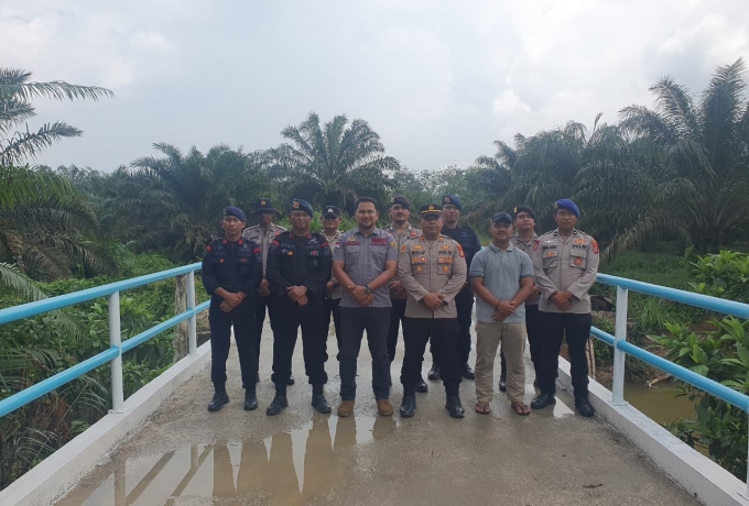 Jembatan Sei Silam Rampung, Personil Polda Riau dan Polres Kampar Sukses Selesaikan dalam 10 Hari