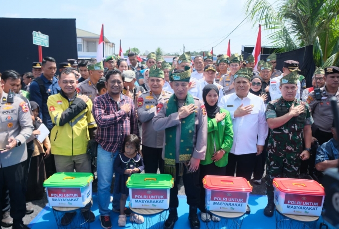Kapolri Resmikan 80 Jembatan di Riau, Kado Istimewa Hari Bayangkharal, Kado 