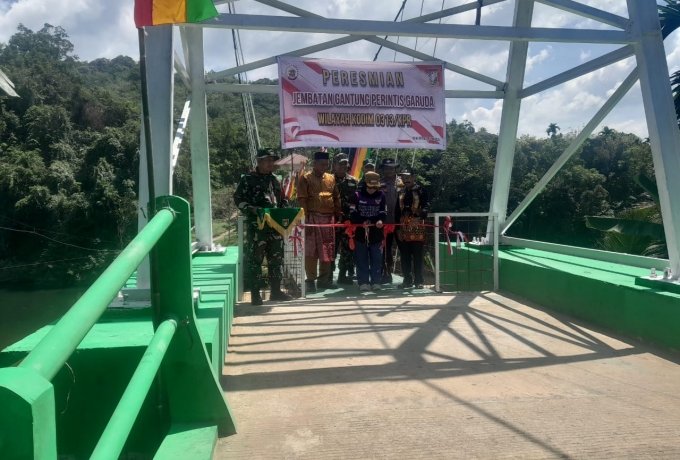 Peresmian Pembangunan Jembatan Garuda Merah Putih di Kampar, Wujud Sinergi Pemerintah dan  TNI