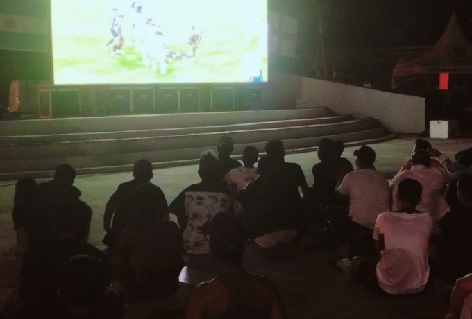 Babinsa Kecamatan Salo Gelar Nobar Piala Dunia Argentina Kalahkan Inggris, Semangat Kebersamaan