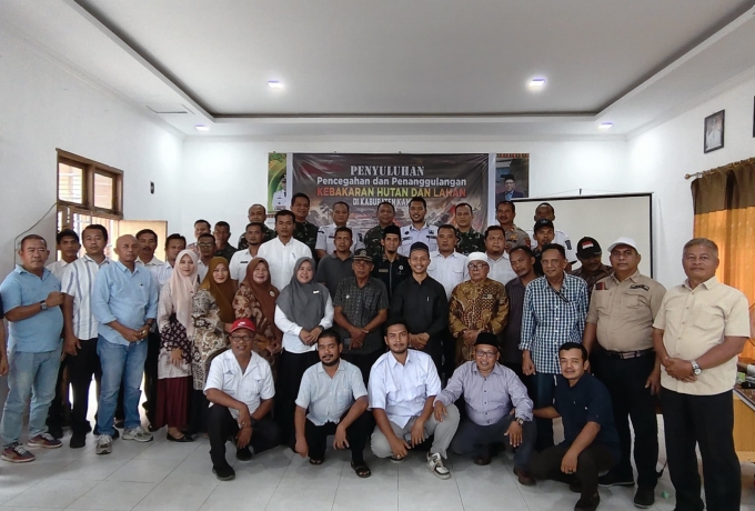 Kolonel Lek Hermawan Pimpin Tim Mabes TNI Sosialisasi Karhutla di Kecamatan Kampa
