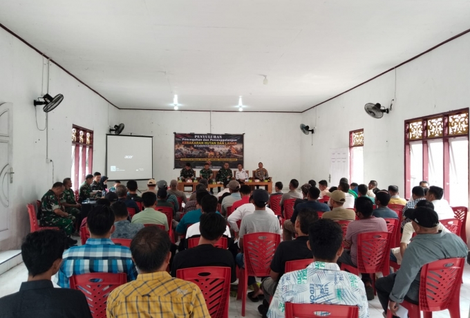 Sinergi Tiga Pilar dan MPA, Tim Mabes TNI Edukasi Penanganan Karhutla di Pangkalan Bunut