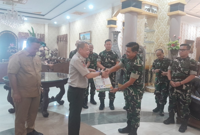 Rampungkan Penugasan Karhutla di Rohul, Brigjen TNI Andi Tjanwandi Audiensi dan Pamitan ke Bupati