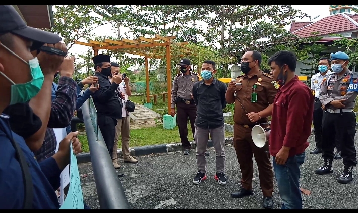 Terima Aspirasi Mahasiswa, Kasi Intel Kejari Kampar Siap Tidak Lajuti Laporan yang Masuk