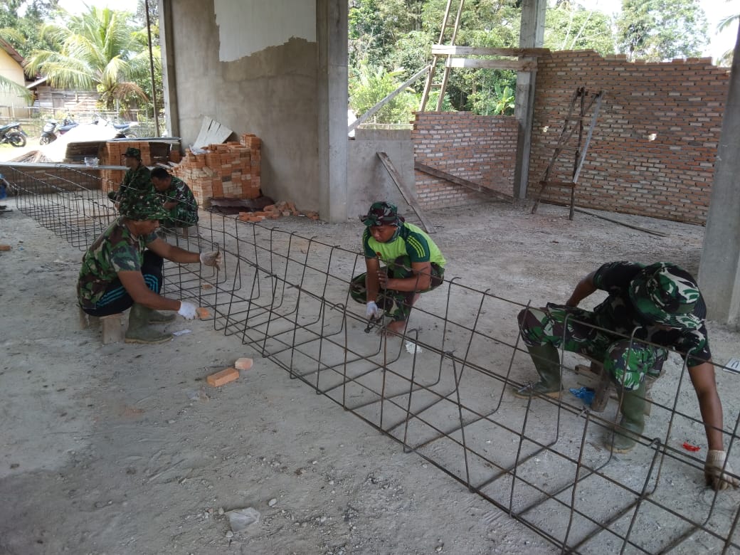 Pengerjaan Drainase Pada Kegiatan TMMD Ke 110 Sudah Pada Tahap Pembuatan Kerangka Besi.