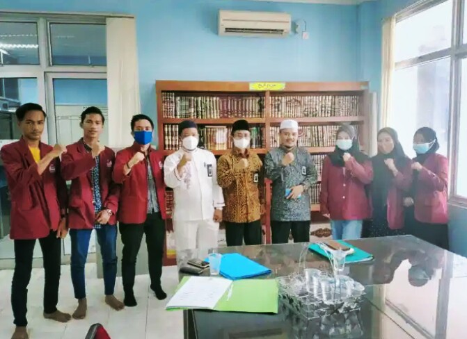 Kunjungi Baznas Kampar, Mahasiswa Universitas Pahlawan Lakukan Audiensi