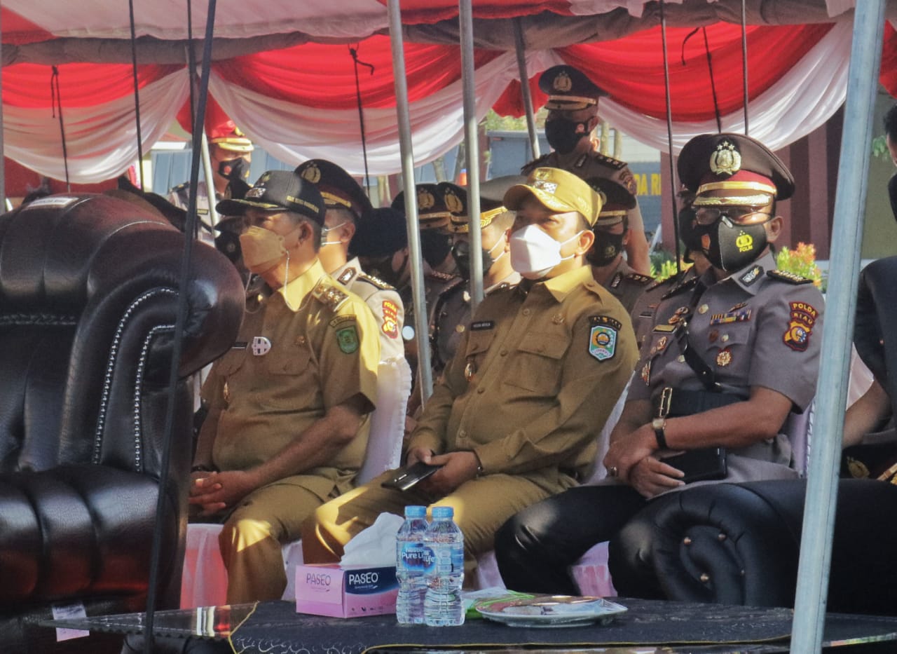 Wabub Siak Hadiri Penutupan Pendidikan Bintara Polri Di SPN Polda Riau