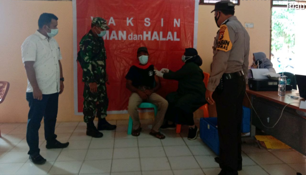 Babinsa Koramil 08/Tandun Monitoring Vaksin Tahap Dua Lansia.