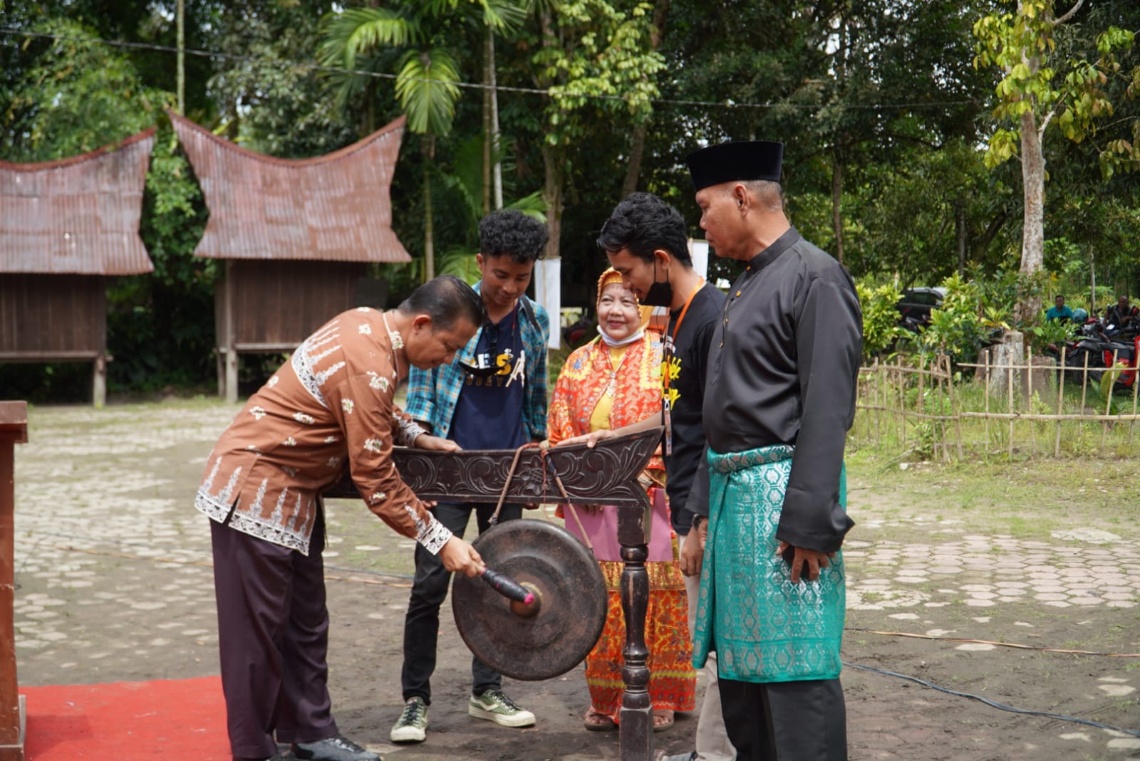 Festival Bagholek Godang Pulau Belimbing, Angkat dan Lestarikan Seni Budaya Menjadi Destinasi Wisata