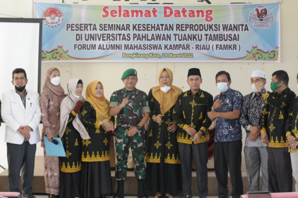 Dandim 0313/KPR Buka Seminar Kesehatan Reproduksi Wanita di Universitas Pahlawan Tuanku Tambusai