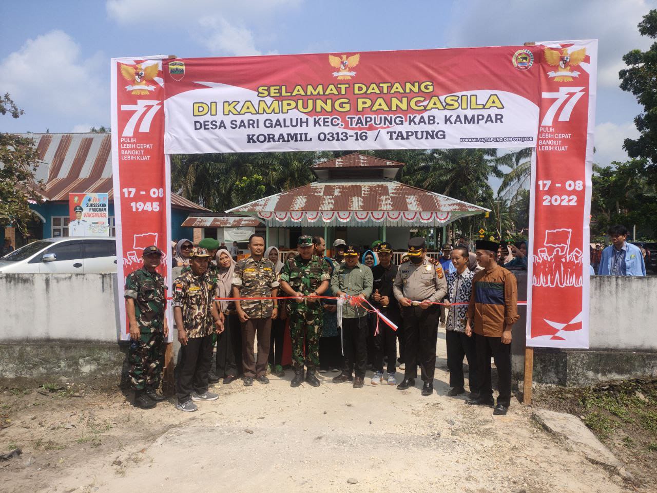 Desa Sari Galuh di Kukuhkan Danramil 16/Tapung Sebagai Kampung Pancasila