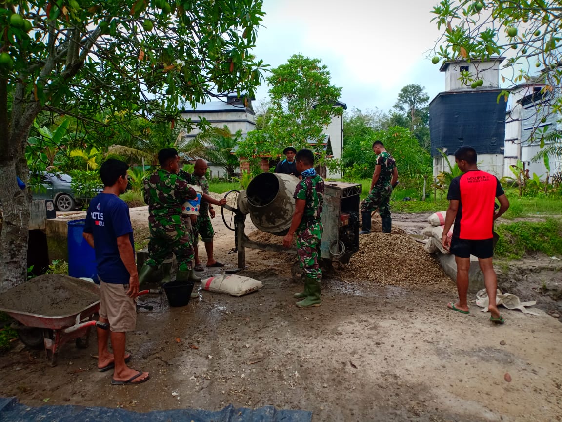 Satgas TMMD Ke-115 Kodim 0315/KPR Tak Henti Gesa Semenisasi Jalan hingga 100 Persen