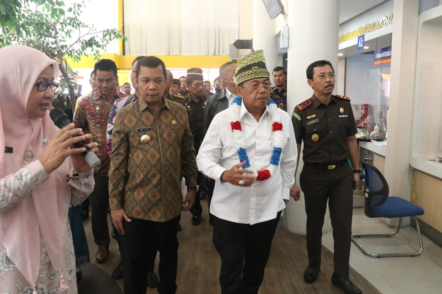 Wakil Jaksa Agung Tinjau Mall Pelayanan Publik di Pekanbaru