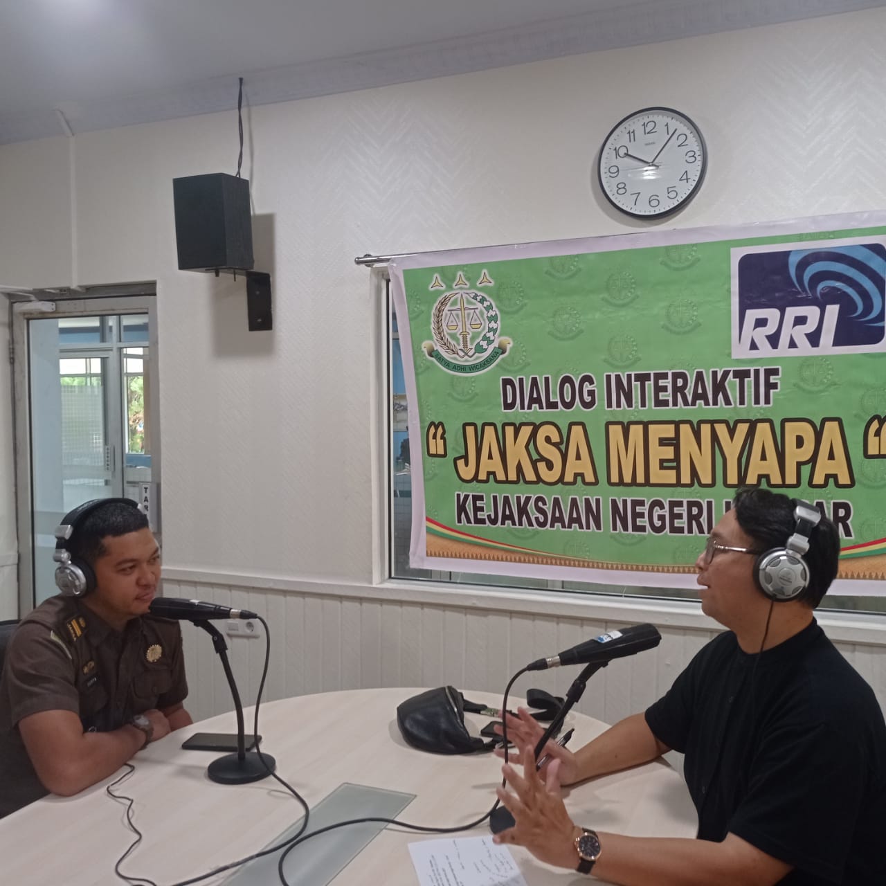 Kejari Kampar Sampaikan Peran Kejaksaan Dalam Pemilu 2024, Melalui Dialog Interaktif di RRI