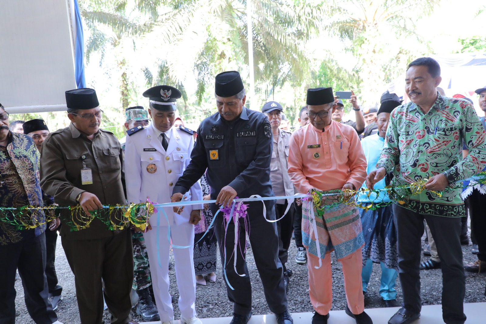 Lantik Pj Penghulu, Bupati Siak Pemekaran Kampung meningkatkan Kesejahteraan Masyarakat