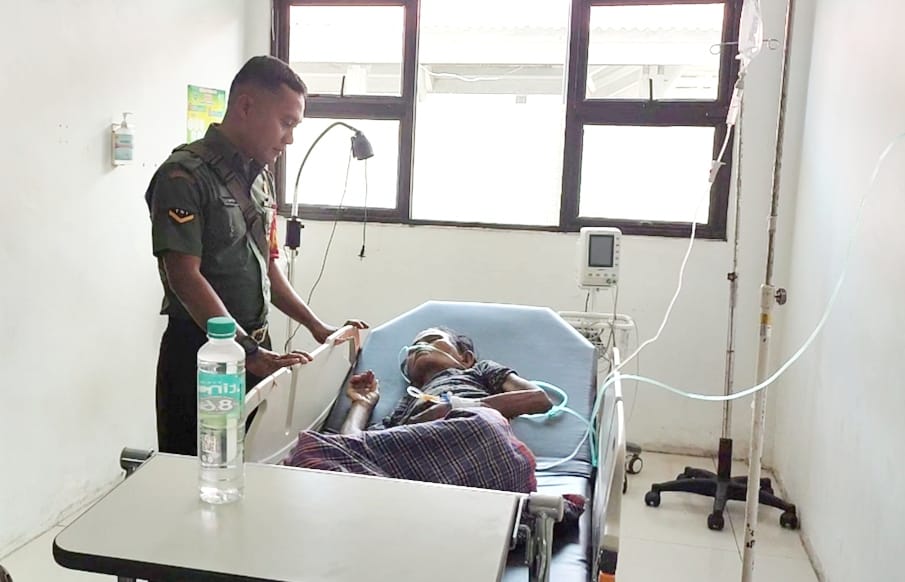Cerita Babinsa TNI di Rokan Hulu Riau Donorkan Darah ke Nenek Penderita Anemia Berat
