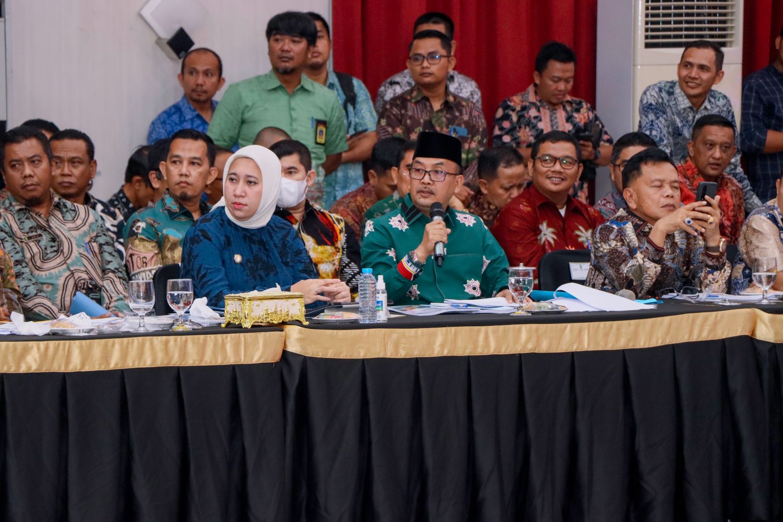 Pj Bupati Kampar Hadiri Pertemuan Gubernur Riau dengan Komisi V DPR RI