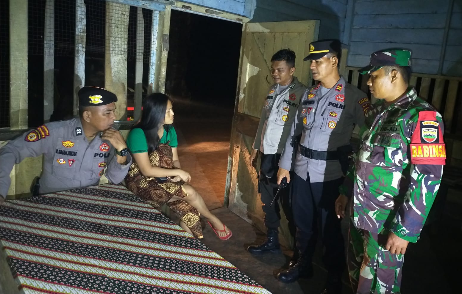 Anggota Koramil Bersama Polsek Laksanakan Patroli Malam Guna Ciptakan Kondisi 