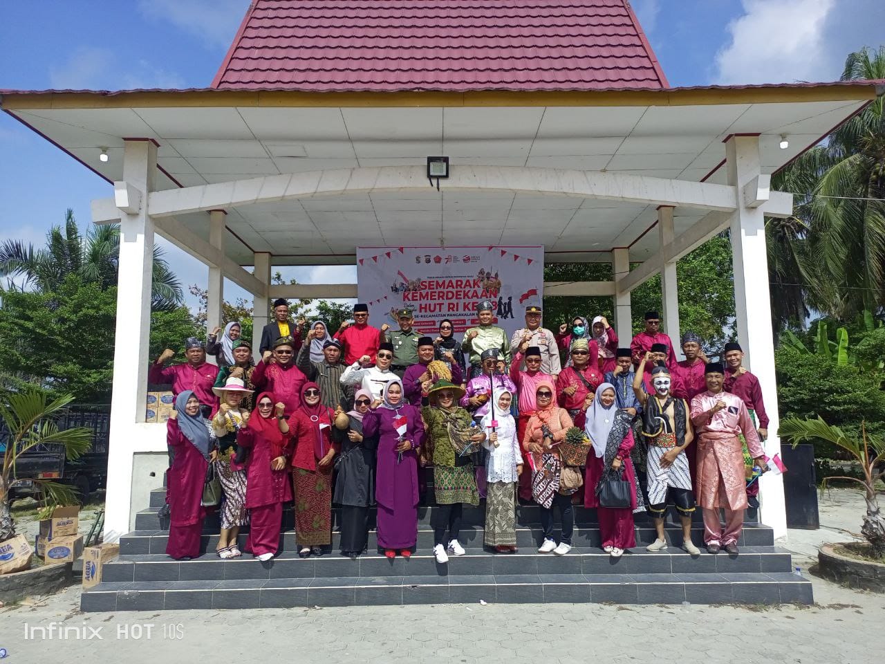 Danramil 04/ PKL Kuras Hadiri Upacara HUT Riau Ke 66