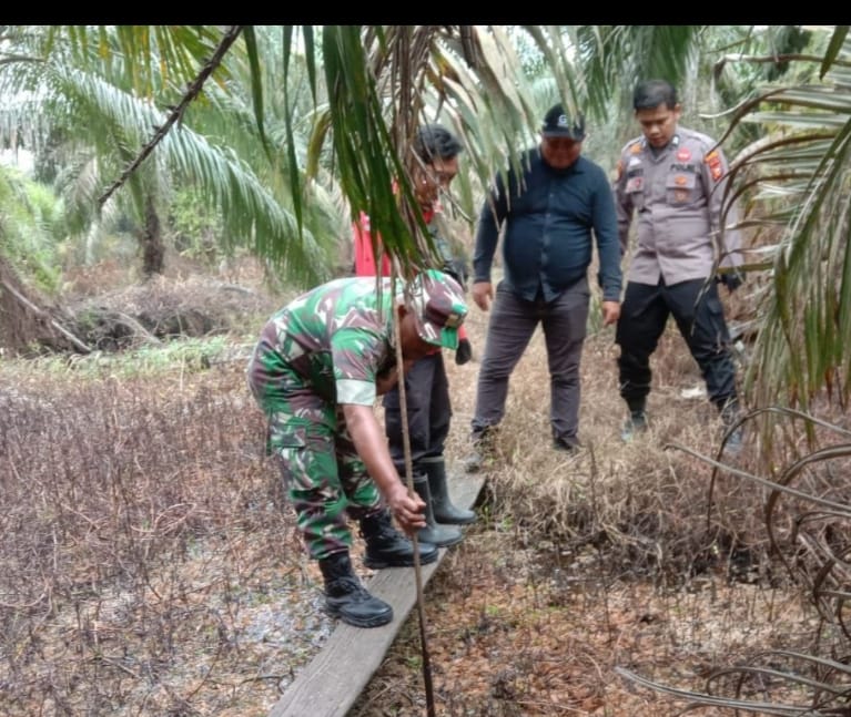 Tim Patdu patroli dan sosialisasi daerah rawan karhutla di wilayah binaan
