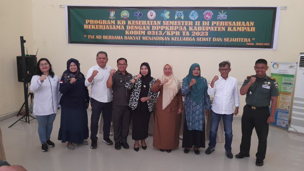 Danramil 16/Tapung Dampingi Program KB Kesehatan Semester II Perusahaan