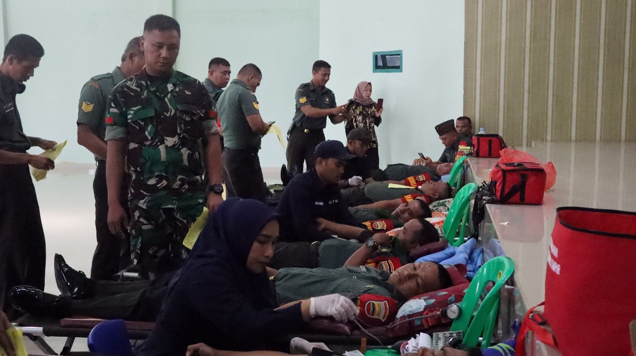Peringati Hari Juang TNI AD Ke 78,Kodim 0313/Kpr Gelar Donor Darah Masal