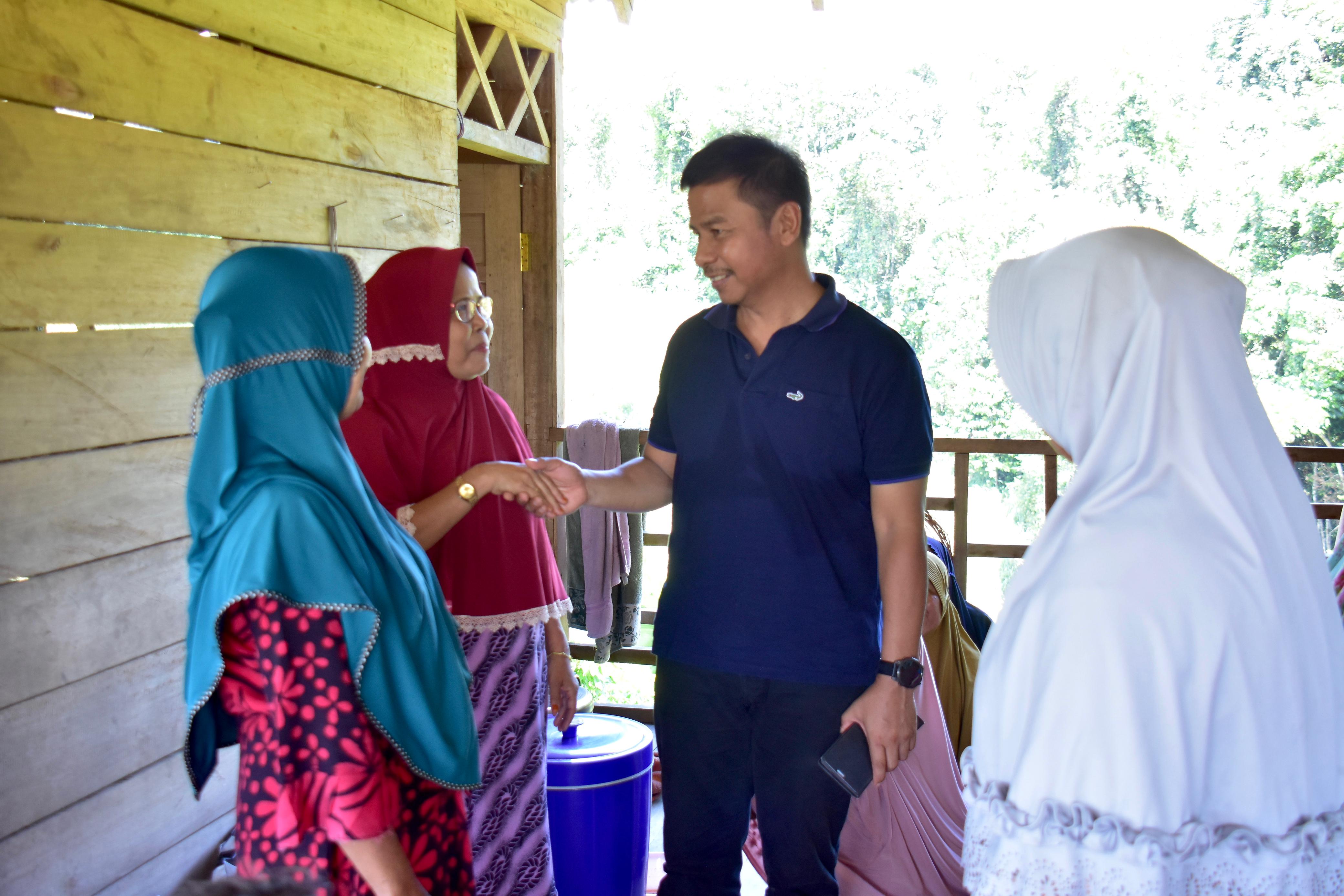 Berkunjung di Desa Tanjung Permai, Pj Sekda Kampar Tampung Aspirasi Masyarakat