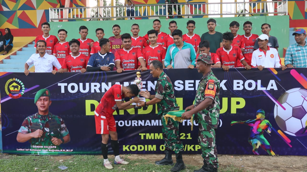 Meriahkan TMMD Ke 121, Satgas Gelar Turnamen Bola Kaki Trofeo Dandim Cup di Stadion Mini Gelora 45 