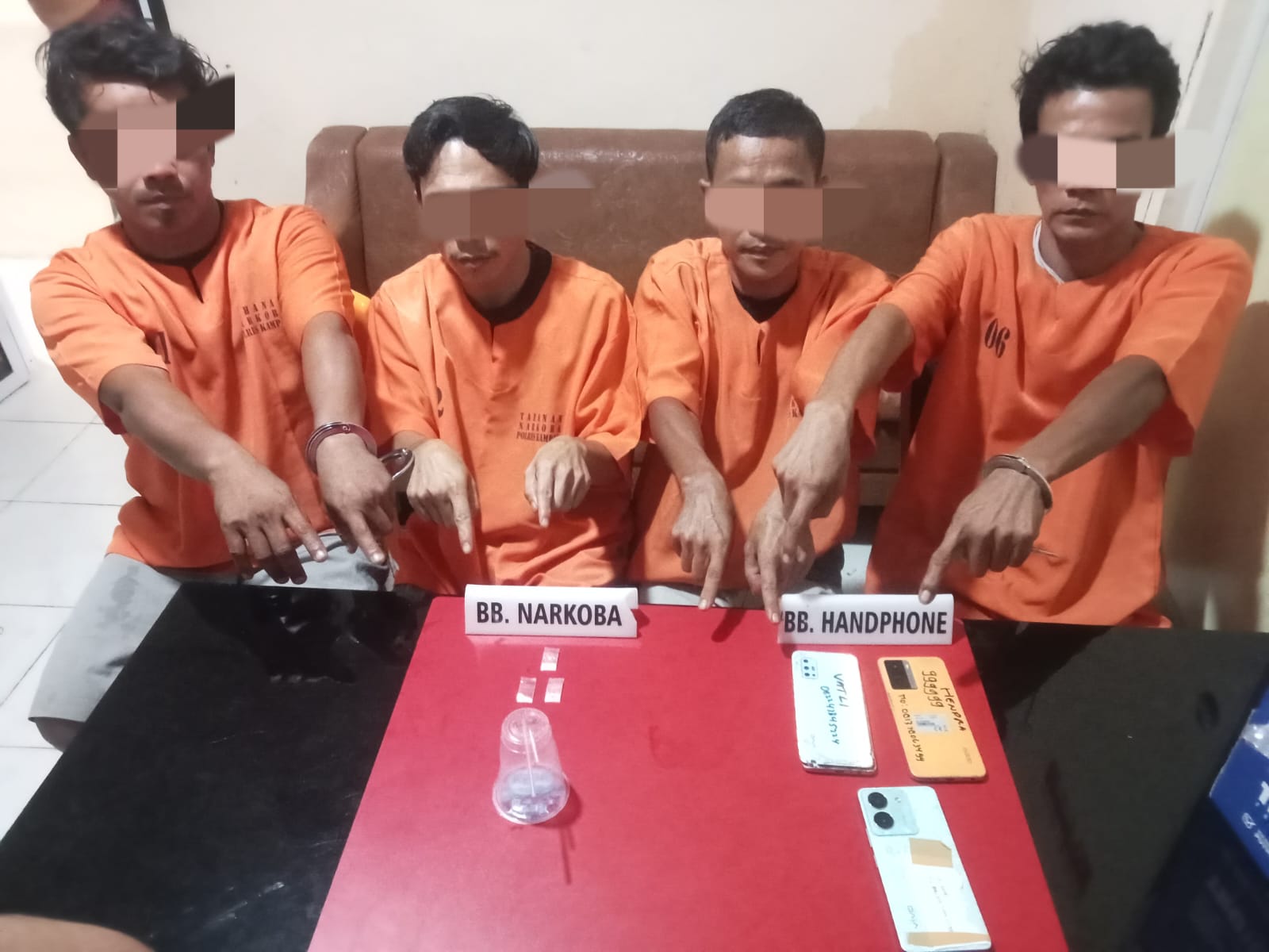 Lagi Asik Pesta Narkoba, 4 Warga Pulau Jambu di Tangkap Satnarkoba