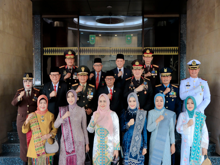 Ikuti Upacara HUT TNI, Pj Bupati Kampar Sampaikan Apresiasi Sinergitas TNI dengan Pemerintah