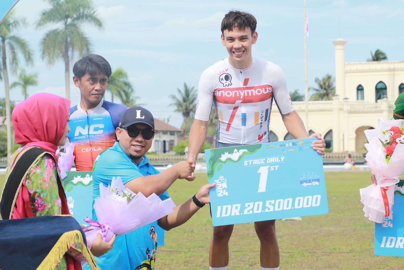 Bernard Benyamin Van Aert Sabet 2 Kategori Juara dan Jersey Hijau pada TDS 2024