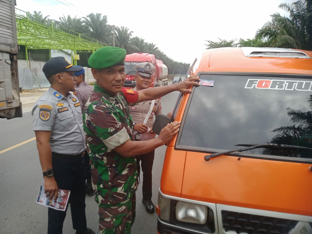 Ciptakan Kondisi Aman pasca Tahun baru, Babinsa Tetap semangat melaksanakan Pos Pengamanan