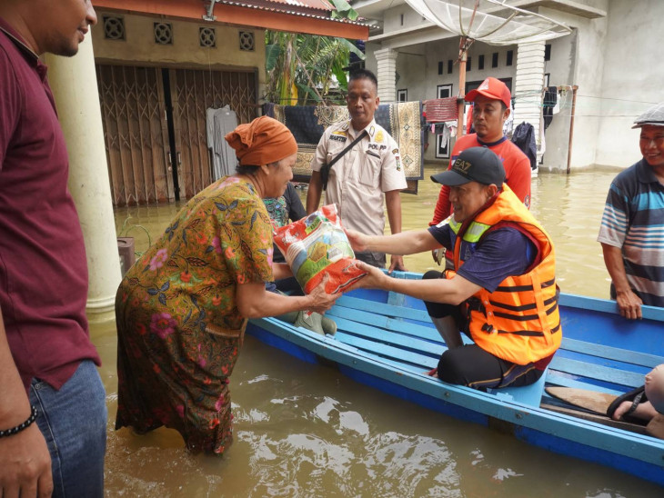 Bantu Masyarakat Terdampak Banjir, Pemkab Kampar Apresiasi Partisipasi Perusahaan
