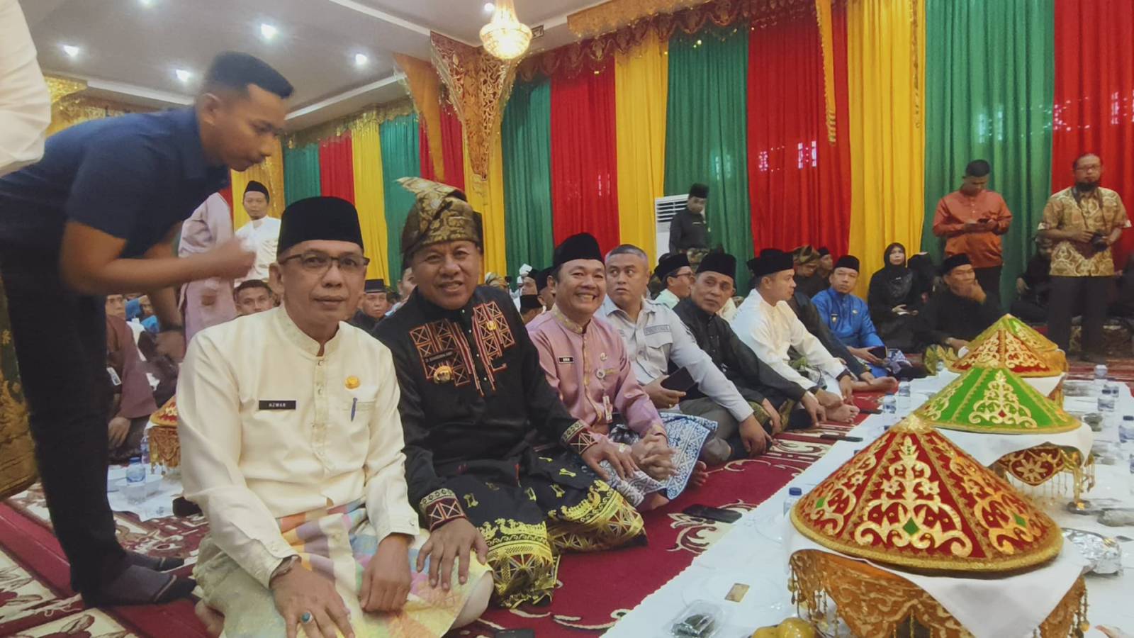 Tepuk Tepung Tawar Kepada Menhut RI, Azwan Pemkab Kampar Ucapkan Selamat